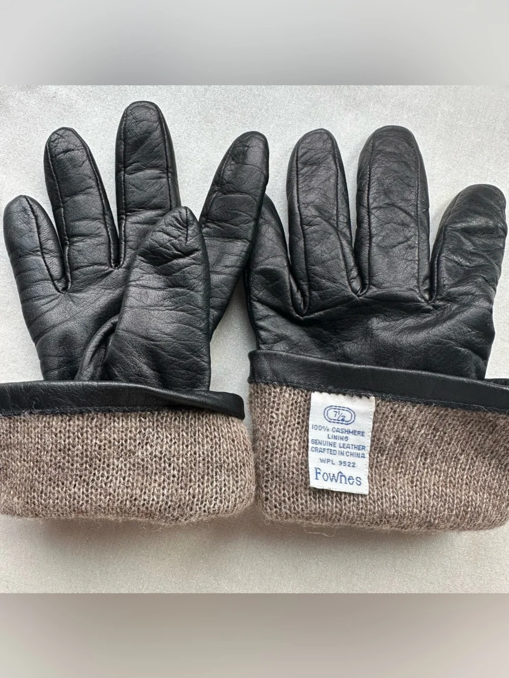 Vintage 90s Fownes Black Genuine Leather Gloves 100% Cashmere Lining  Womens 7.5